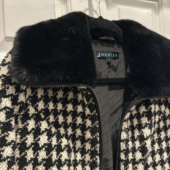 Jocelyn Sherpa faux fur bomber jacket houndstooth with collar size small black - Picture 7 of 9